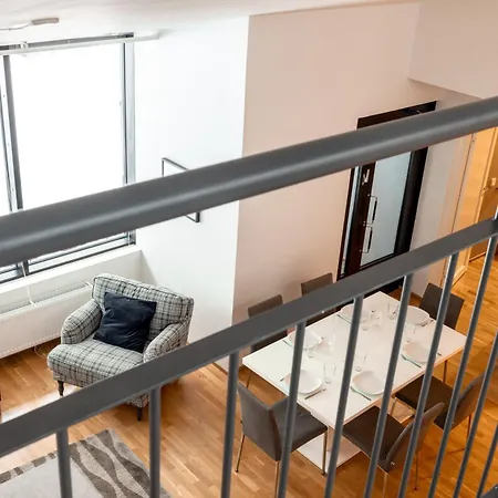 2ndhomes Bright & Spacious 2-story With Sauna *