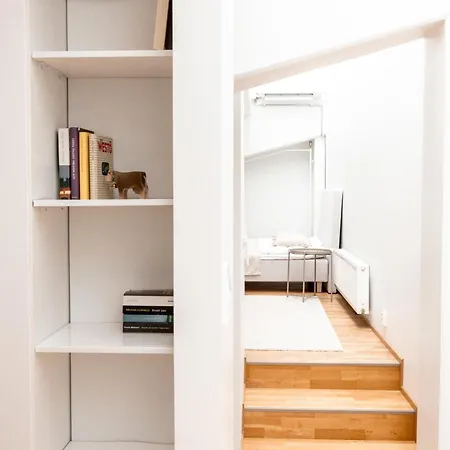 Lejlighed 2ndhomes Bright & Spacious 2-story With Sauna Helsinki