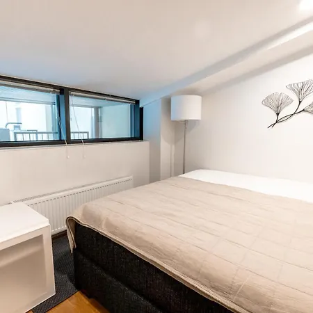 Lejlighed 2ndhomes Bright & Spacious 2-story With Sauna