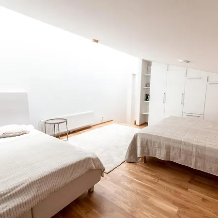 Lejlighed 2ndhomes Bright & Spacious 2-story With Sauna