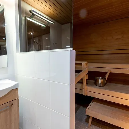 2ndhomes Bright & Spacious 2-story With Sauna Lejlighed